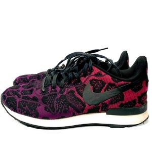 Nike Shoes - Nike Women’s Internationalist JCRD Runners Nike Shoes - Nike Women’s Internationalist JCRD Runners